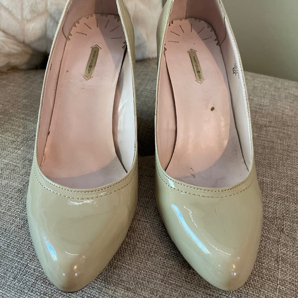 Max Studio  patent leather wedge dress heels. Nude size 8